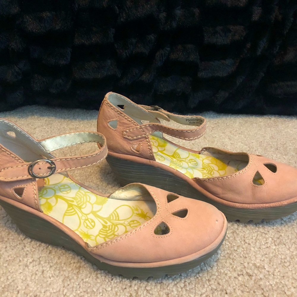 FLY LONDON Pink Maryjane Shoes-40 (9)